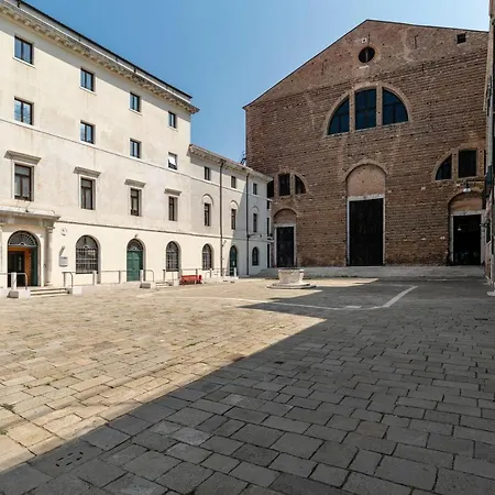 Ca' Cappello Venetian M02074212072 Venice