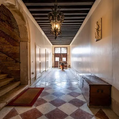 Ca' Cappello Venetian M02074212072 דירה